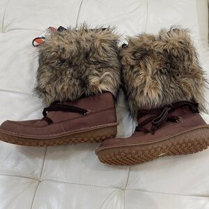 The North Face Brown Faux Fur Winter Boots